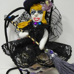 『小さな魔女さん』魔女人形　魔法のほうき　オシャレ　プレゼント　創作人形　バックチャーム　ハロウィン 2枚目の画像