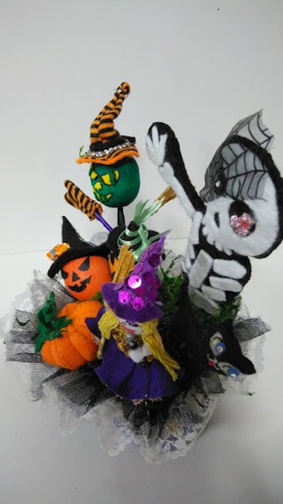 『ハロウィン盛り籠』魔女人形　カラオケ　魔法　ハロウィン　スカル　黒猫　カボチャ　案山子　パーティー　プレゼント　 8枚目の画像