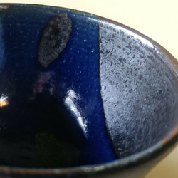 k-042 青釉点文様飯碗 4枚目の画像