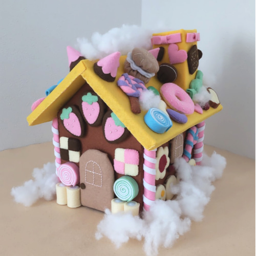 22 フェルトままごと お菓子の家 オーダーページ