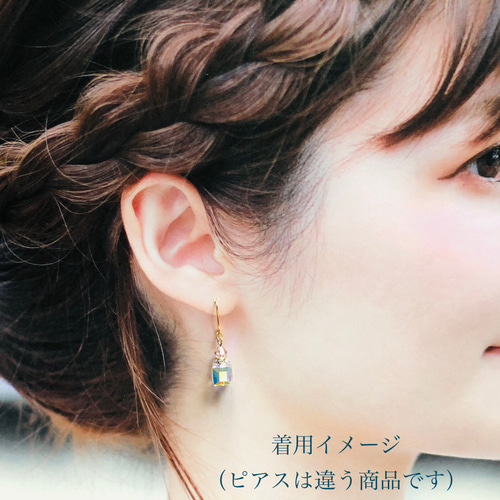 【新作】ミニミニ香水瓶薔薇ピアス　イヤリング 新作】ミニミニ香水瓶薔薇ピアス イヤリング