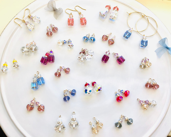 はくとん　　 スワロフスキー　レジンピアス＆イヤリング　ハンドメイドピアス レジン ピアス スワロフスキー ハンドメイド ピアス グリーン