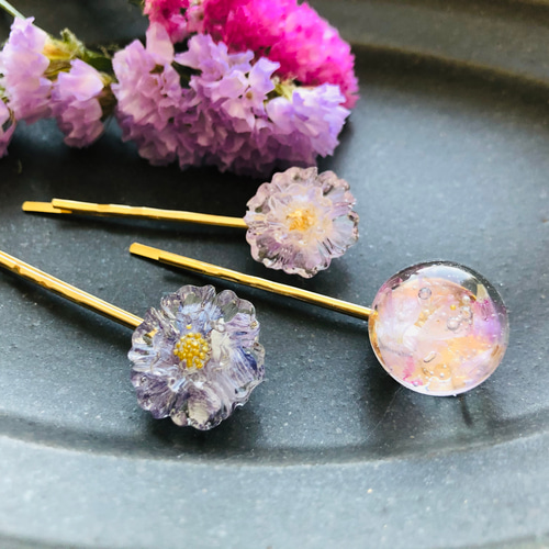 ドライフラワー入りまんまる球体とお花のヘアピン3本セット♡ピンク  