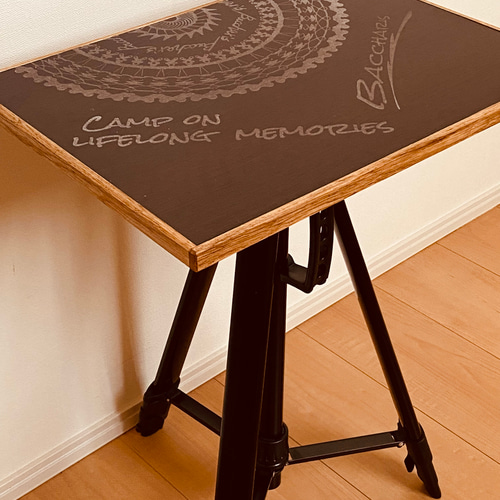 三脚テーブル天板 サイドテーブル Baccharis 通販 12147038｜Creema