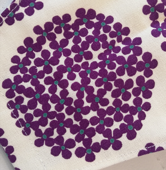 [紫陽花・花柄]パープル　可愛く美しい立体マスク　紫　あじさい　手作り布マスク　 4枚目の画像