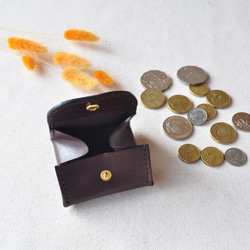 方型摺疊皮革零錢包-焦茶 第2張的照片