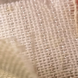 抗菌防臭作用のある布で作ったオシャレマスク　（白　モザイク　花柄）大人用 6枚目の画像