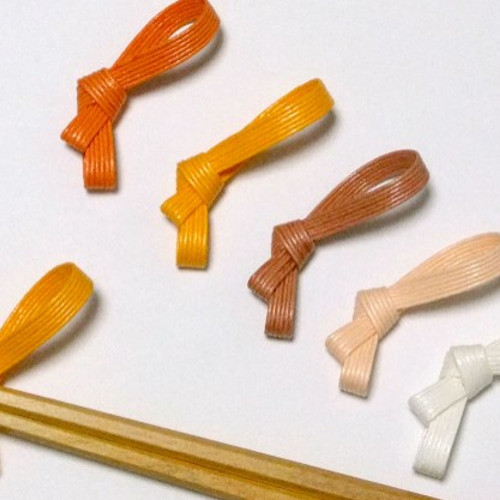 選べる1個】紙バンドの箸置き（ニス仕上げ）オレンジグラデーション