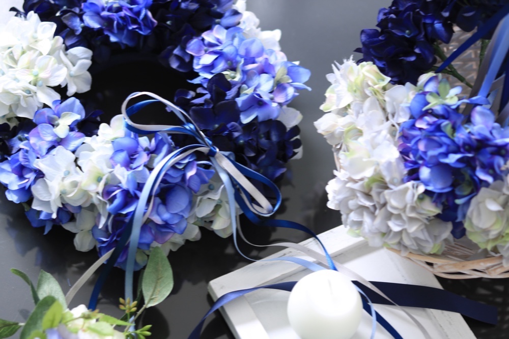 涼しげなブルーのあじさいリース