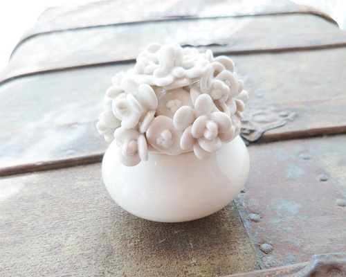 オブジェのような小物入れ 蓋物 磁器 その他インテリア雑貨 lab 磁片