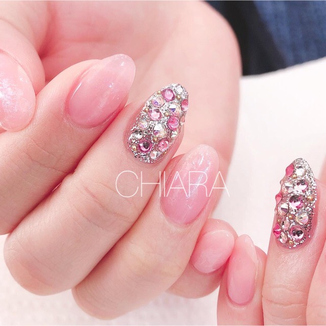 ♡ピンクとスワロのキラキラネイル♡ ネイルチップ　ハンドメイド キラキラSnowネイル☆ ネイルチップ（つけ爪） Heart bell nail