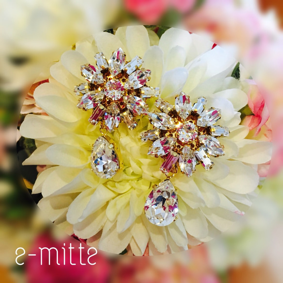 ☆再販☆Snow flake drop earring（クリスタル/スワロ）雪の結晶/emitte/エミッテ/結婚 1枚目の画像