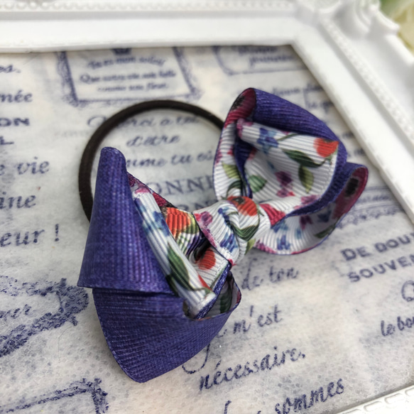 ママとお揃い♡ 紫×水彩画調の花柄♡ 立体的リボンのヘアゴム 2個set 6枚目の画像