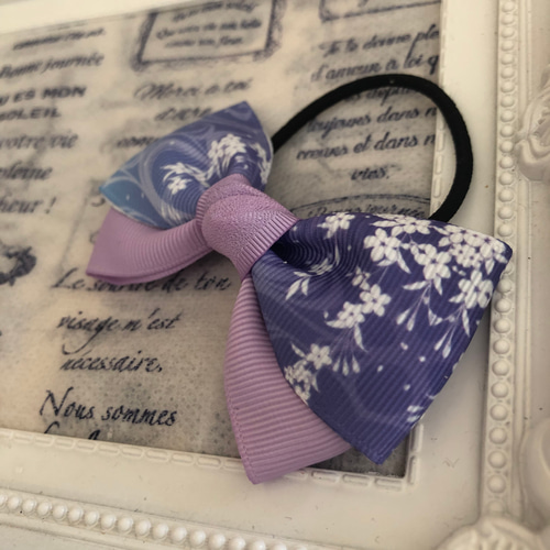 ラベンダー色×Whiteの藤の花♡ 中央ちりめん風大きめリボン♡ の
