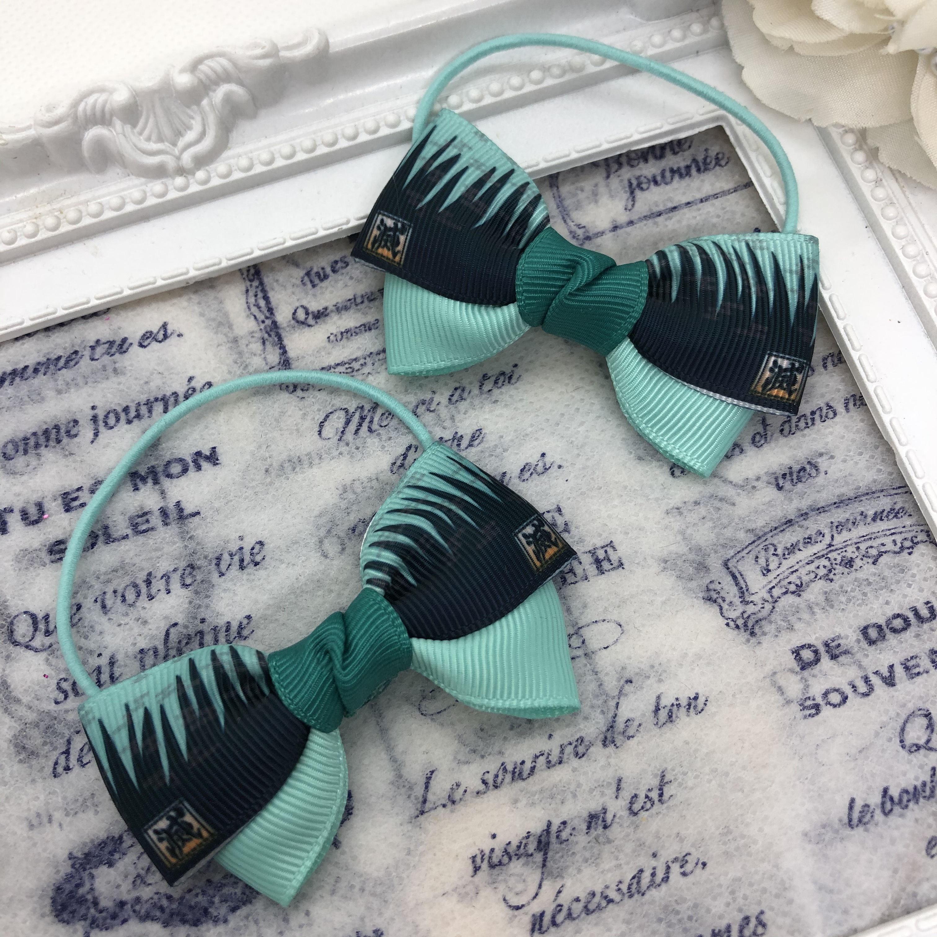 ミントgreenと鮮やかgreenの グログランリボン♡ ヘアゴム 2個set  