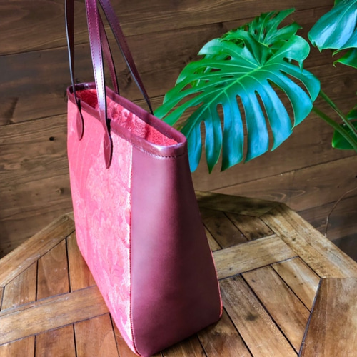 ☆着物の帯で作ったハンドバッグ☆本革・レザーバッグ 赤・レッド