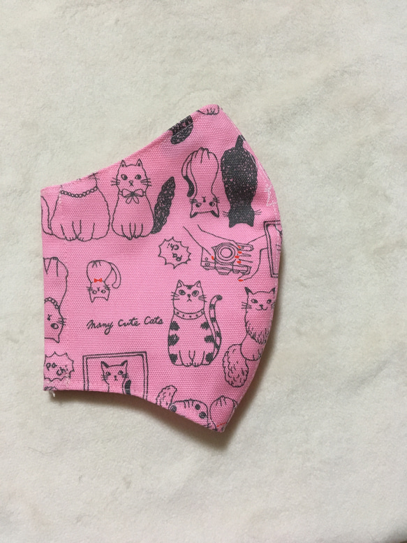 おしゃれ　キャット ☆ ねこ　立体マスク　レギュラーサイズ　ハンドメイド 1枚目の画像