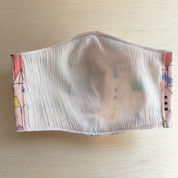 屋根大好き　ねこ　☆ 楊柳クレープ　立体マスク　レギュラーサイズ　ハンドメイド 3枚目の画像