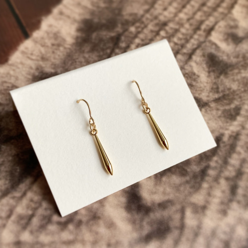 ＊14kgf＊スピネルのクラウドピアスNo550 14kgf＊スピネルのクラウドピアスNo550 14kgf/ブラックスピネルの小粒