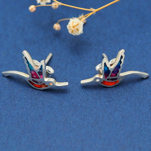 ピアス　赤　グラデーション　ガラスチャーム　桜　パール　ビジュー　春　デート ピアス赤グラデーションガラスチャーム桜パールビジュー春デート
