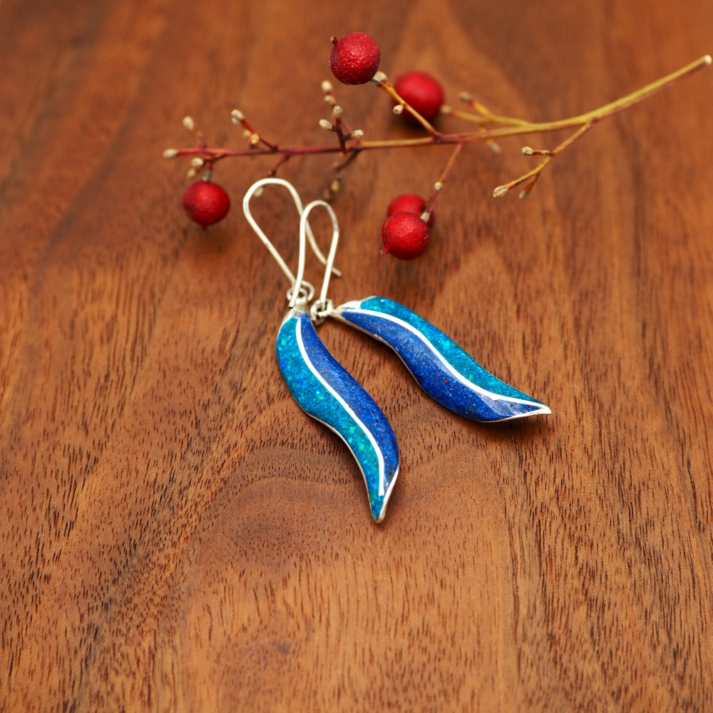 緑の葉の天然石と銀のピアス　青水　-アンデスターコイズとラピスラズリ-　SV950　O14　O35