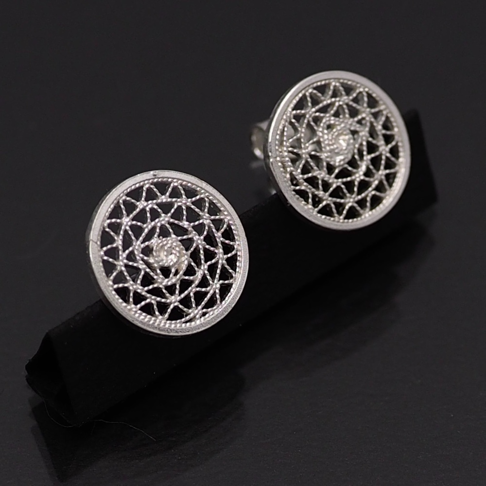 コロニアル装飾の円形フィリグラーナピアス　-伝統の銀線細工-　SV950　F35