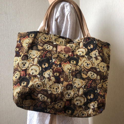 ゴブランのテディベアー柄のトートバッグ トートバッグ 楽しく
