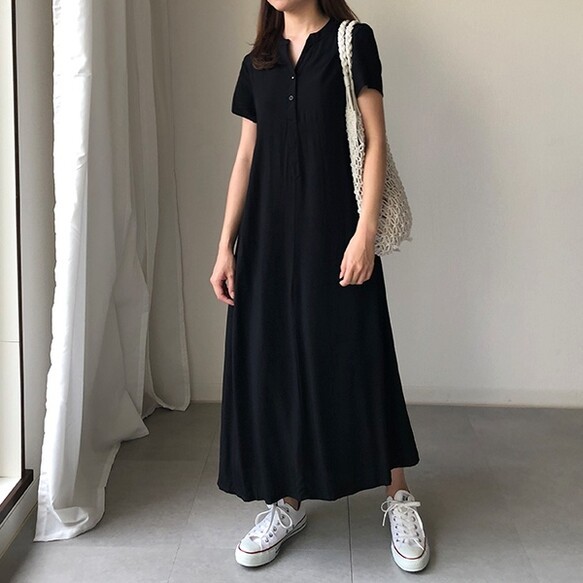 送料０１枚で着れるテロンとした軽い夏生地の半袖ワンピース シンプルワンピース【半袖黒ワンピ−ス】