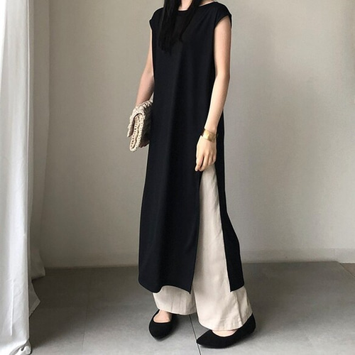 コーデ色々＊サイドスリットロングノースリーブ ワンピース