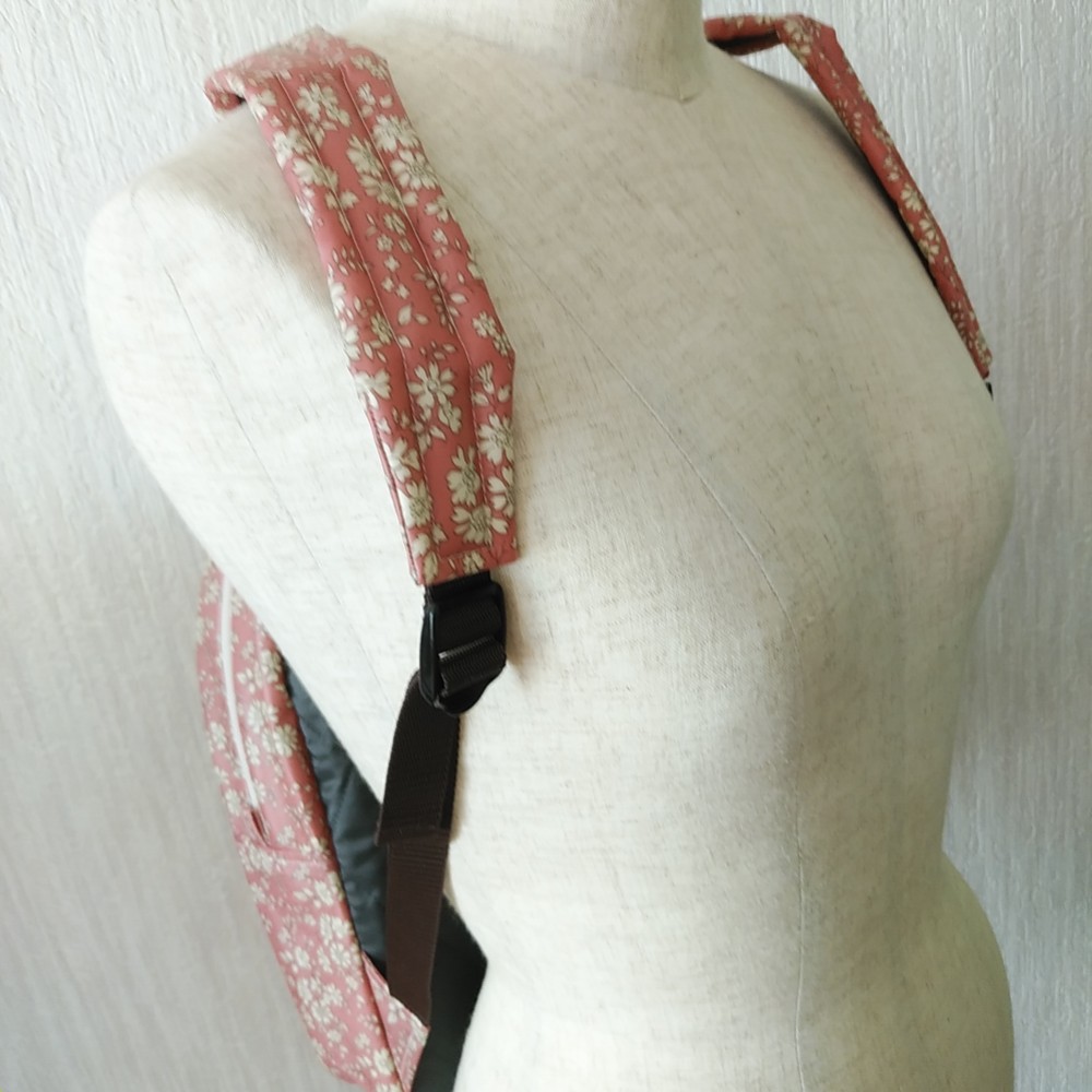 リバティ ビニコ リュック M*カペル　ストロベリー【送料無料】