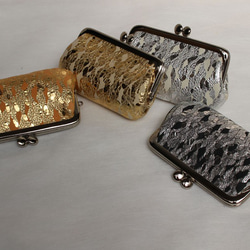 イタリアンレザーのがま口財布（牛革製：ゴールド/ゴールド） 7枚目の画像