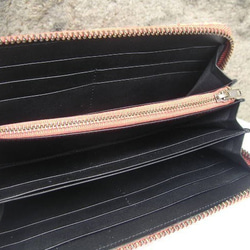 ヘビ革（パイソン）を使ったラウンド財布（黒）カード12枚収納タイプ（Creema限定）春財布♪ 2枚目の画像