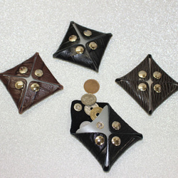 珍しいアザラシ革と牛革のコインケース（黒） 4枚目の画像
