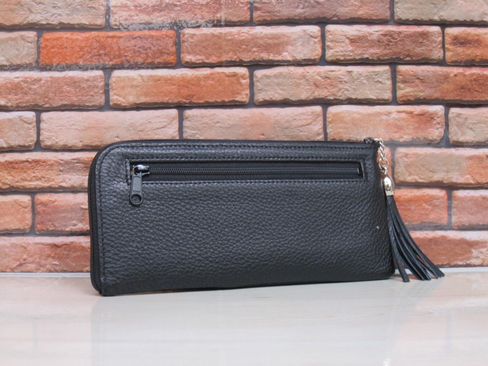 本シュリンク革（牛革）L型ラウンド財布（ブラック）フリンジ付き　春財布♪