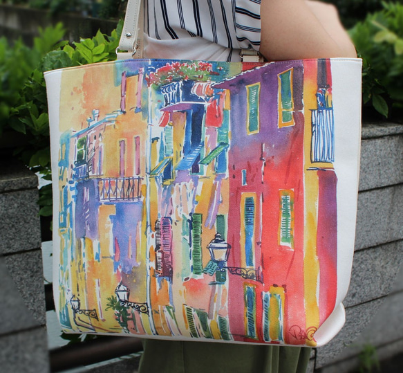 Ａ４サイズも楽々入る、フランス製絵画プリント生地を使ったトートバッグ（街並み） 2枚目の画像