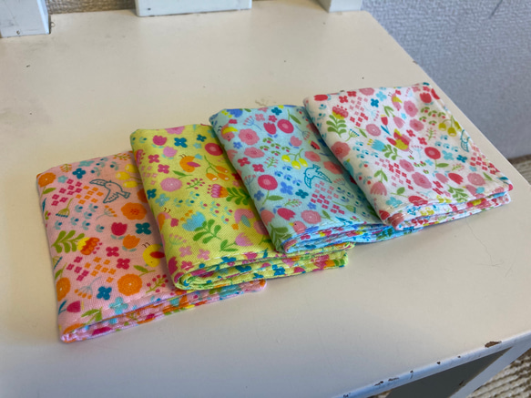 受注製作＊送料無料】ハンドメイド ガーゼハンカチ 16×16 北欧花柄 4枚 