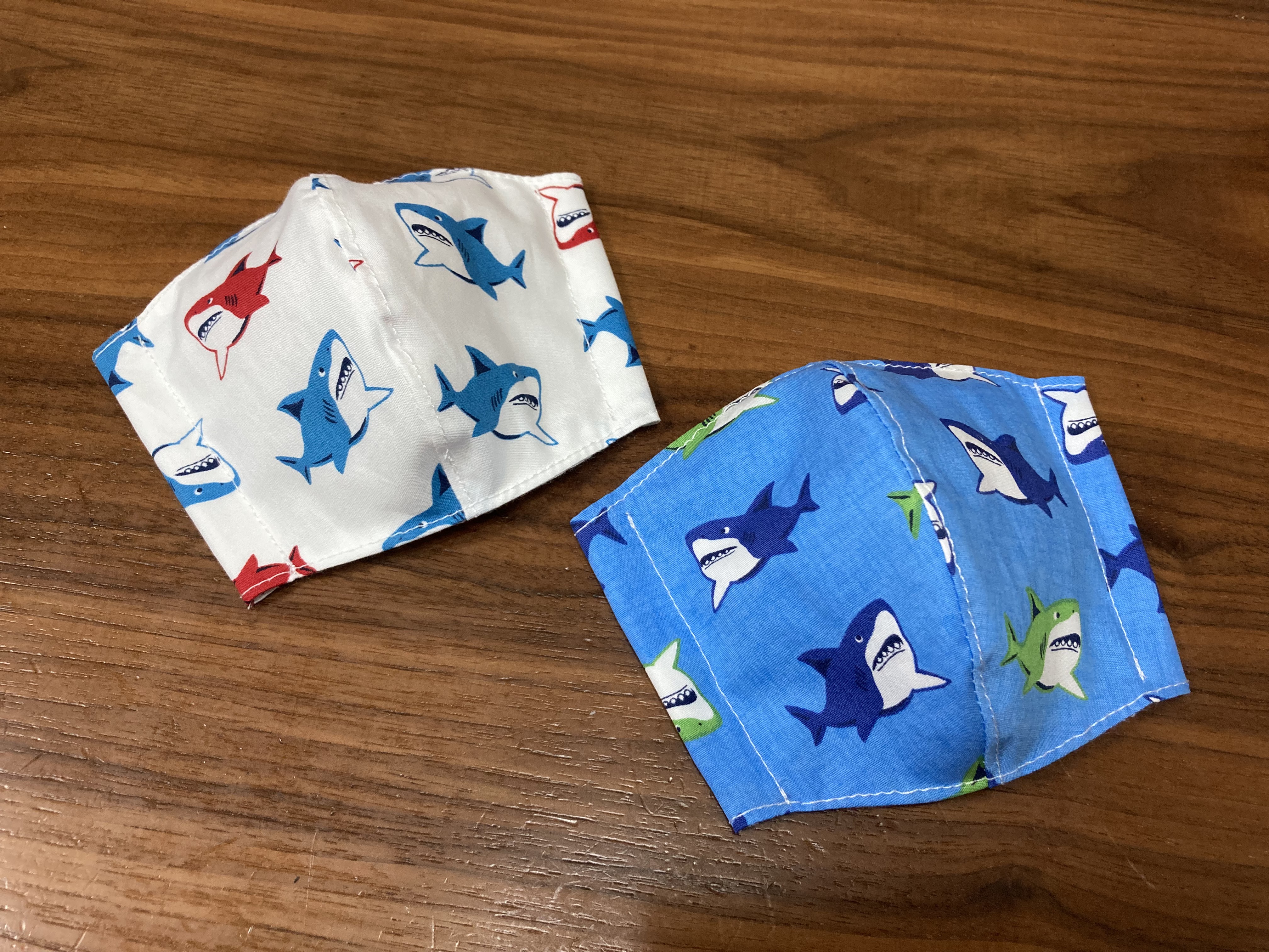 子供用　マスク　キッズ　男の子　サメ　／内側　オーガニックコットン　接触冷感 マスク 子供 ウレタン 紐調整可能 抗菌防臭 接触冷感 冷感