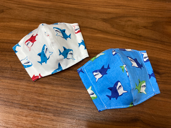 受注製作＊送料無料】ハンドメイド 布マスク 子供用 サメ 2枚セット 布