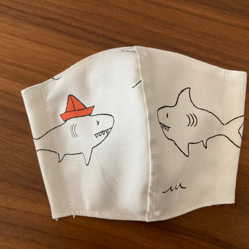 受注製作＊送料無料】ハンドメイド 布マスク 子供用 動物 恐竜 魚 サメ