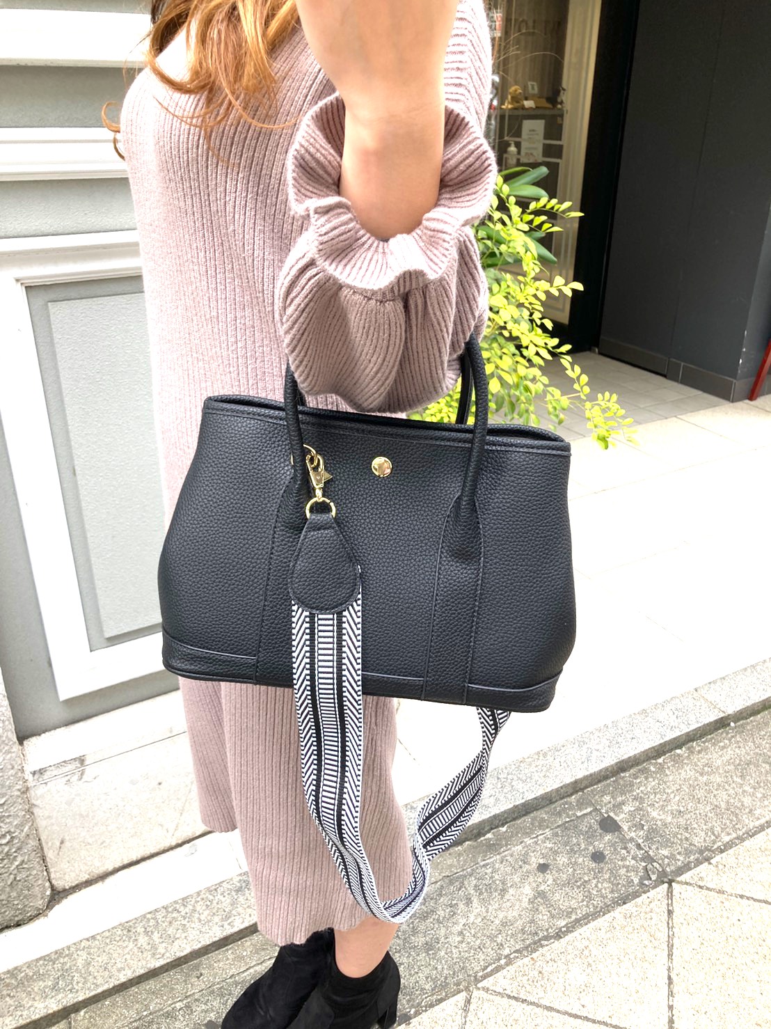 トートバッグ☆お出かけに☆カラーバンド&インナーバック付☆【30cm】Mサイズ☆ブラック色