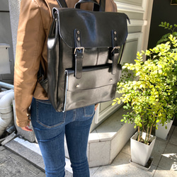 外ポケット&2本ベルト2wayレザーリュック☆ノートPC収納OK☆ブラック色