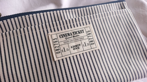 【即日発送可】マスクポーチ/ヒッコリーデニム生成ネイビー 3枚目の画像