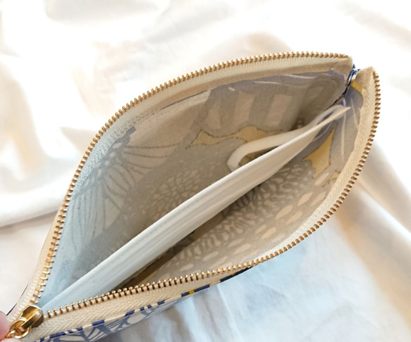 【即日発送可】マスクポーチ/モダンアートフラワーイエロー 2枚目の画像