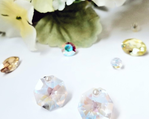 スワロフスキー オクタゴン(八角形)ピアス ピアス（スタッド・一粒