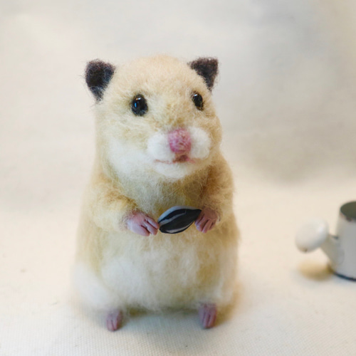 キンクマハムスター 羊毛フェルトマスコット 羊毛フェルト
