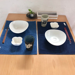 《SALE価格》箸形のレーザー加工を施したデニムのランチョンマット　3color　日本製　キャンプにおすすめ 2枚目の画像