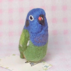 仿藍頭鸚鵡☆夾＆胸針☆羊毛氈★mini Blue-headed Parrot(Pionus)★clip & brooch 第5張的照片