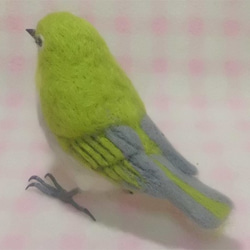 ほぼライフサイズ♪ メジロ 目白　野鳥 羊毛フェルト　受注作成　羊毛インコ　羊毛オブジェ　メモリアル　工房小鳥屋さん　 5枚目の画像