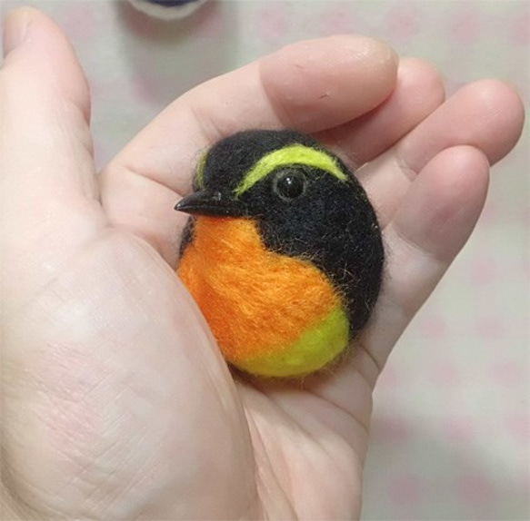 キビタキ　羊毛フェルト　☆マグネット/ブローチどちらか選択　受注作成　野鳥シリーズ　羊毛インコ　工房小鳥屋さん 1枚目の画像