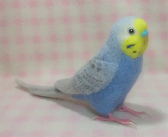 リアルサイズ♪ セキセイインコ レインボーライラック 羊毛フェルト　受注作成　羊毛インコ　羊毛ぬいぐるみ　メモリアル 2枚目の画像